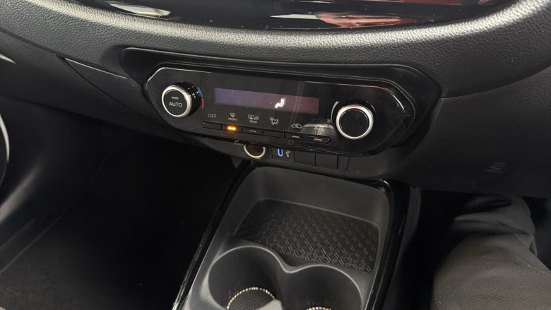 Toyota Aygo X 1.0 VVT-i Edge 5dr Petrol Hatchback